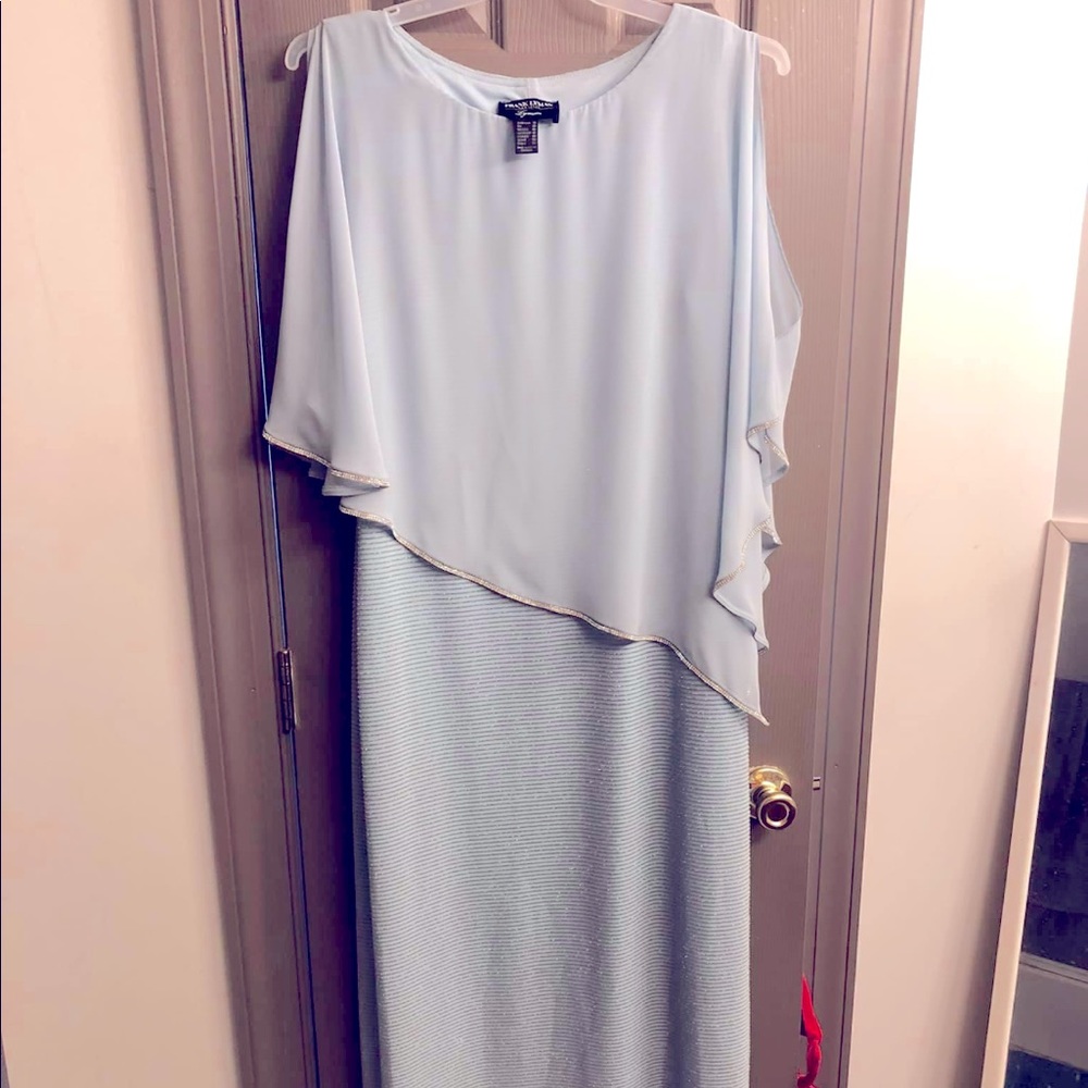 Mother of the bride gown/evening gown.